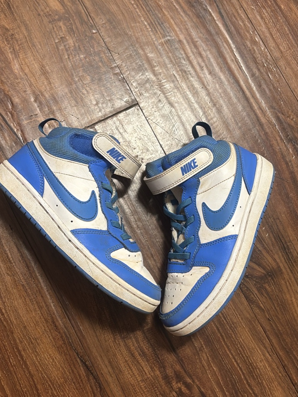 Nike Kids Blue and White High-Top Sneakers size 1 boys